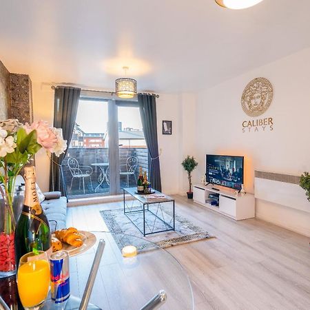 Caliber Stays Birmingham Bliss - Medusa Suite Apartments - Central 2-Bed Retreat - City Attractions, Sleeps 4, Free Netflix, Nearby Parking & Close Proximity - Bullring, Grand Central, The Cube - 5 Minutes Walk Екстер'єр фото
