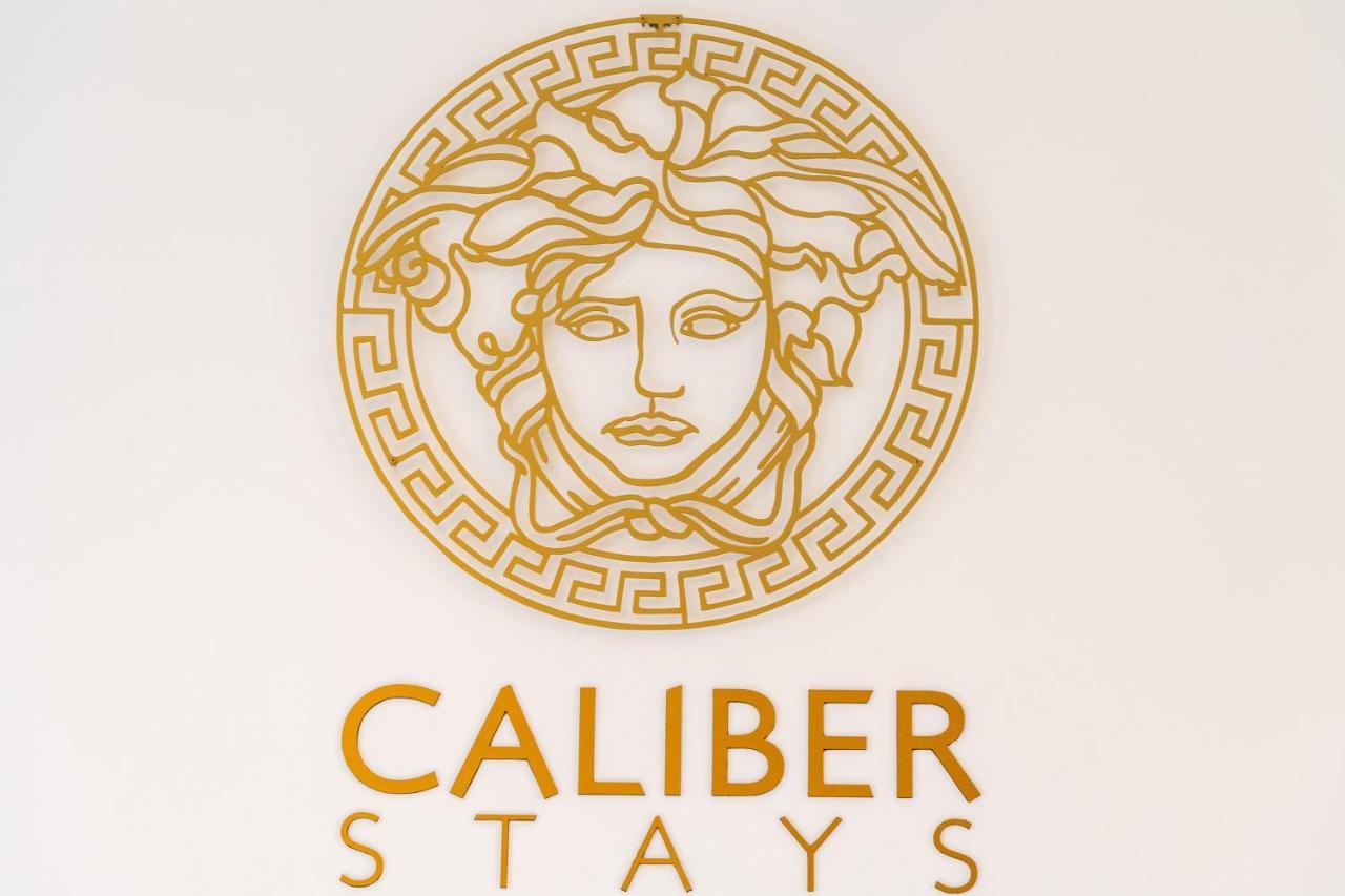 Caliber Stays Birmingham Bliss - Medusa Suite Apartments - Central 2-Bed Retreat - City Attractions, Sleeps 4, Free Netflix, Nearby Parking & Close Proximity - Bullring, Grand Central, The Cube - 5 Minutes Walk Екстер'єр фото